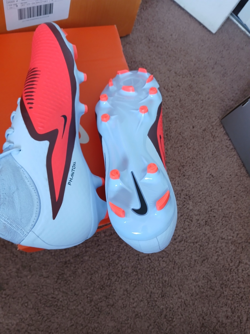 Nike Phantom 6 High Academy Soccer Cleats